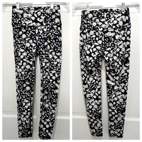 Free People Movement Lose Control Wrap Leggings Black & White Floral Size XS - Picture 4 of 15